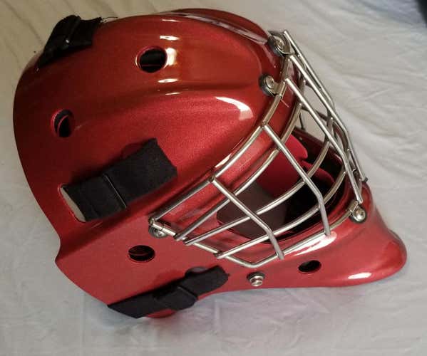 Red Senior Bauer Profile 960 Goalie Mask