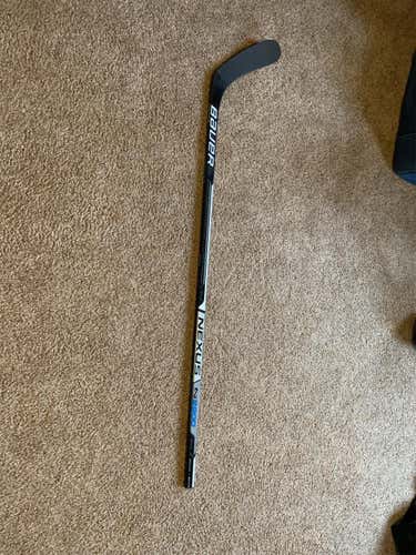 Intermediate Nexus 2900 Hockey Stick