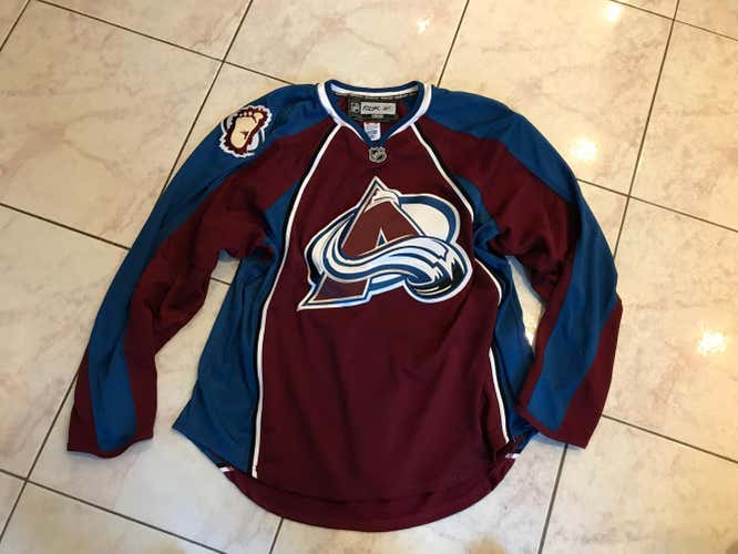 New REEBOK Colorado Avalanche Team Issued SIZE 60