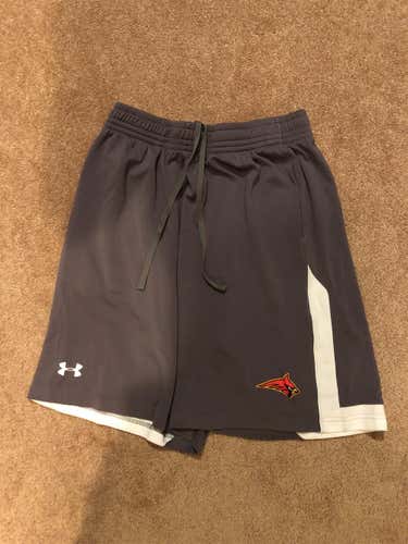 Adult Large Under Armour Shorts