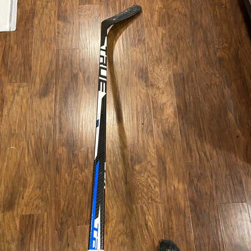 Senior Right Handed XC9 ACF Hockey Stick