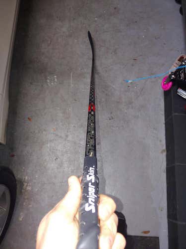 Senior Sher-Wood Right Handed Rekker EK365 Hockey Stick