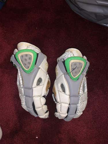 LXM PRO SHOWCASE BILLY BITTER MODEL GLOVES