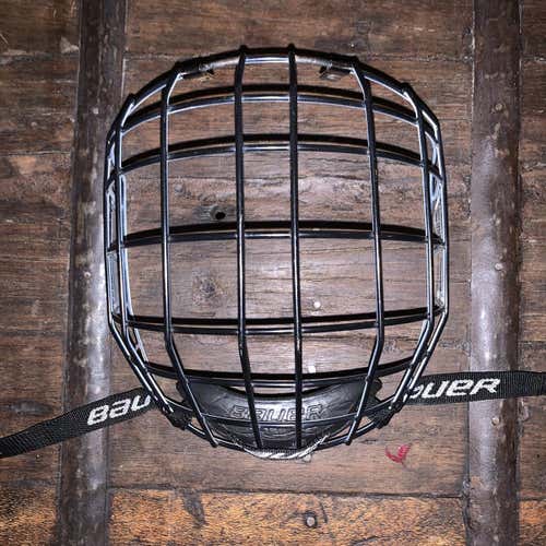 Bauer RBE III Oreo Colored Black Cage