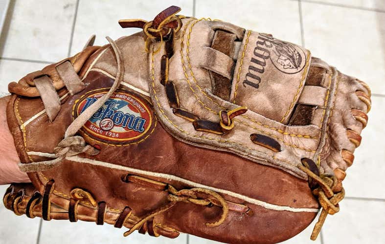 12" Nokona Right Handed AMG-100-K Top Grain Kangaroo Baseball Glove 12"
