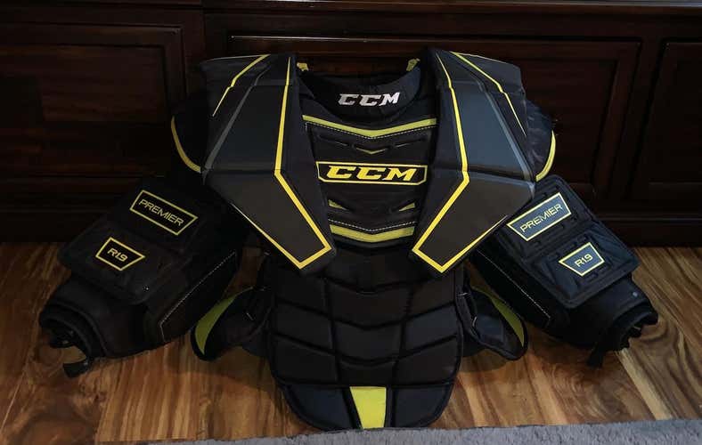 **SALE** Senior Medium CCM Premier R1.9 Goalie Chest Protector