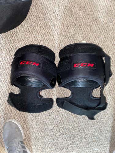 CCM KP Pro Knee Pads