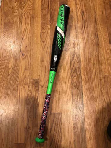 USSSA Certified 2016 Easton Composite Mako Bat (-10) 19 oz 29"