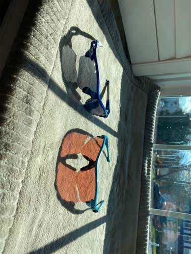 Men's  Oakley Sunglasses 1 New 1 Used