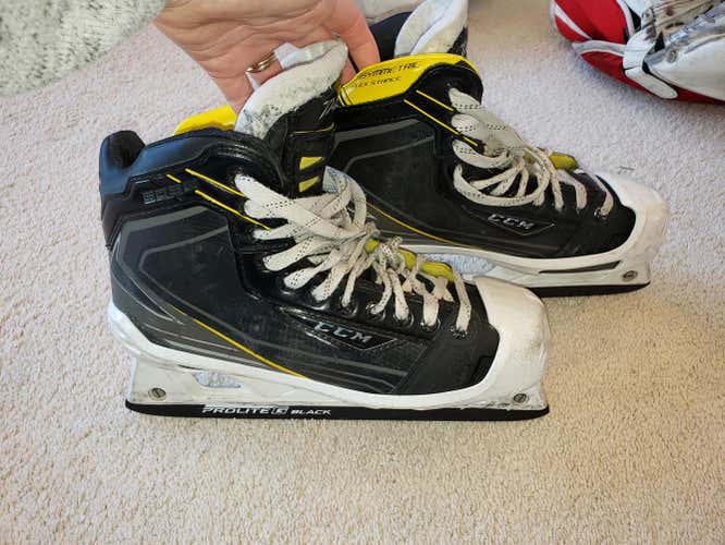 Senior CCM Tacks 6092 Hockey Goalie Skates D&R (Regular) Size 9