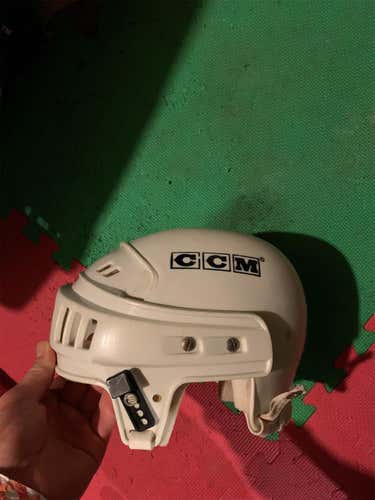 White  Medium CCM Helmet