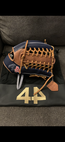 Brown New Adult 44 Pro Right Handed Outfield Signiture Series Baseball Glove 12.5"