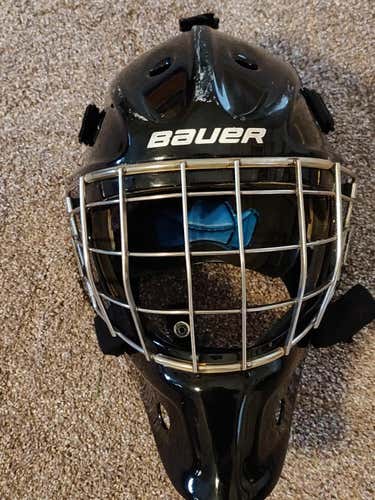 Black Senior Bauer NME 8 Goalie Mask