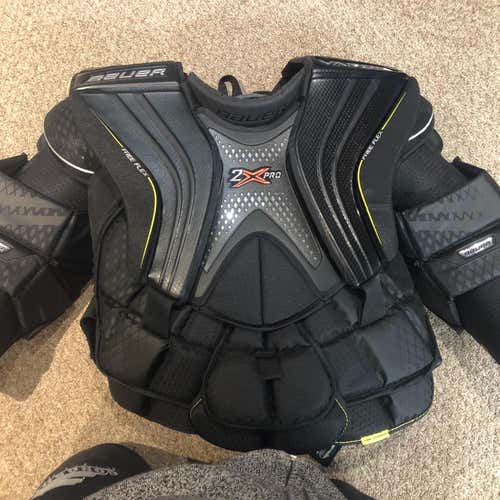 Senior Large NEW Bauer 2X pro Pro Goalie Chest Protector