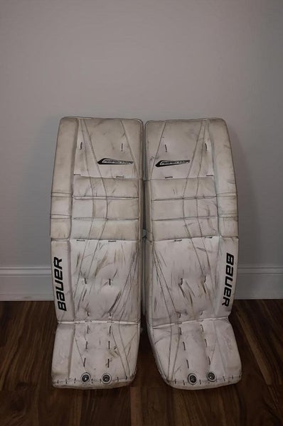 **SALE** White Intermediate 32"+1 Bauer Reactor 7000 Goalie Leg Pads