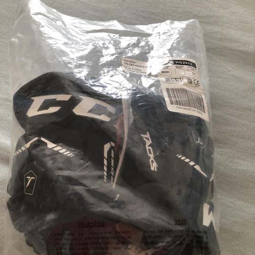 Junior CCM 12" Gloves
