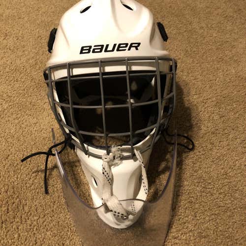 White Senior Bauer NME 5  Goalie Mask