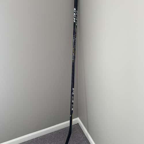 like new CCM Super Tacks 2.0 RH Senior Pro Stock P80