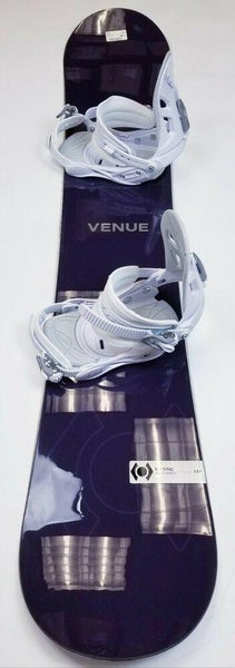 NEW Womens RARE Venue "Mystic" Snowboard & White Avalanche Bindings 156CM No Trades
