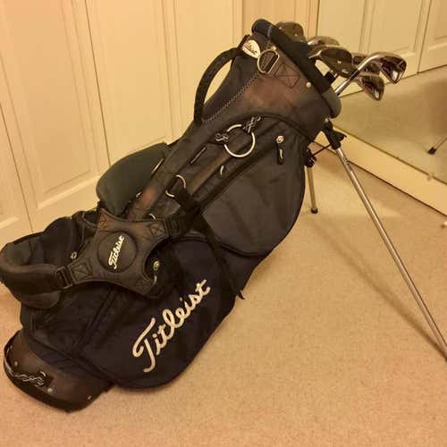 Titleist Bag + AP1 Irons - Left Handed Stiff Flex (5 Clubs)