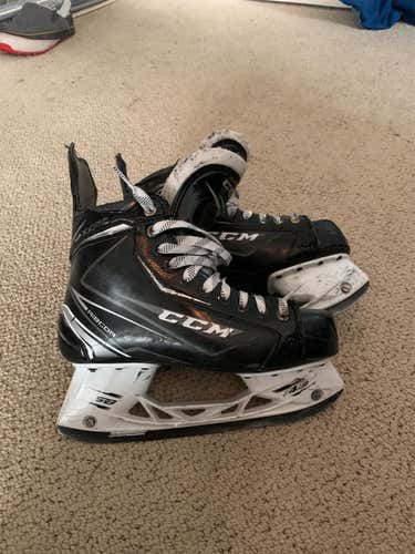 Senior CCM RibCor MaxxPro Skates Size 6.5 Hockey