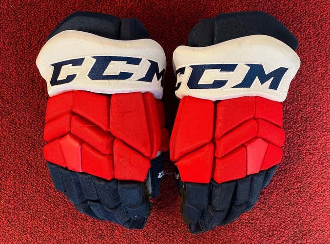 Rochester Americans CCM HGTKPP Gloves 14”/36cm Pro Stock Item#DBRG1090