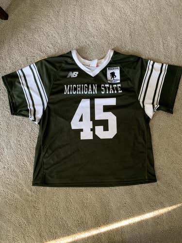 New Adult Men's Large New Balance Jersey