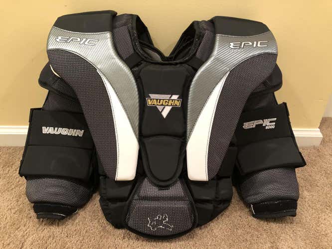 Senior Large Vaughn Epic 8000 Goalie Chest Protector