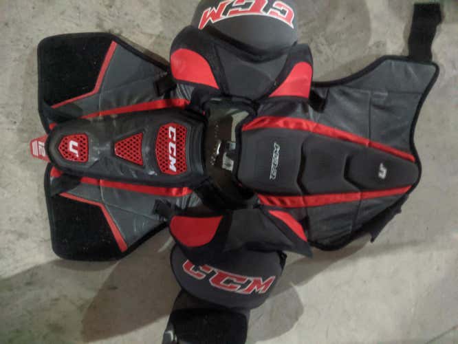 Senior Large CCM Shoulder Pads