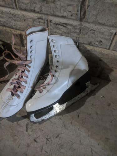 White CCM Figure Skates Size 9