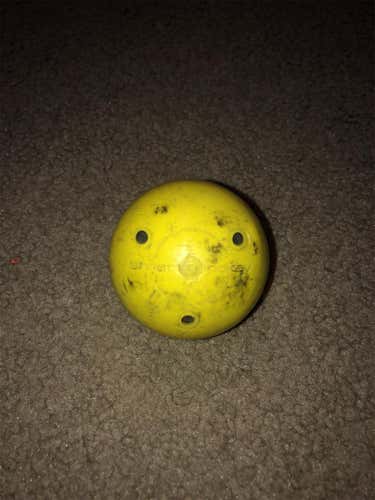 Smart Hockey Yellow Training Ball Used Stick Handling