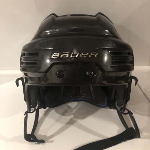 Black  Large Bauer Re-Akt 200  Helmet