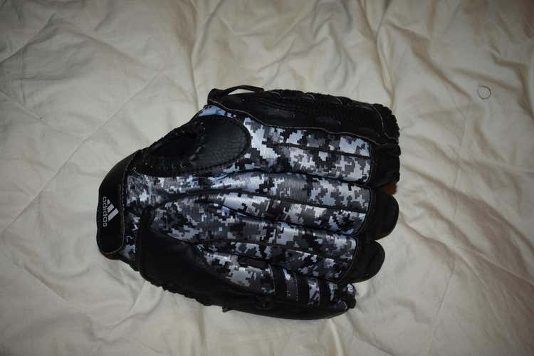 Black Adidas Infield Left Handed TS1150dc Baseball Glove 11.5"