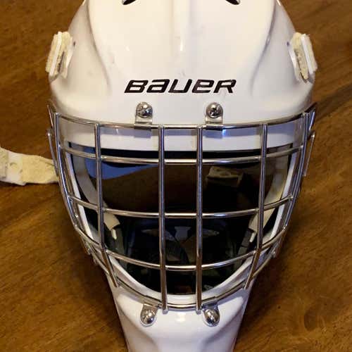 White Senior Bauer 960XPM  Goalie Mask