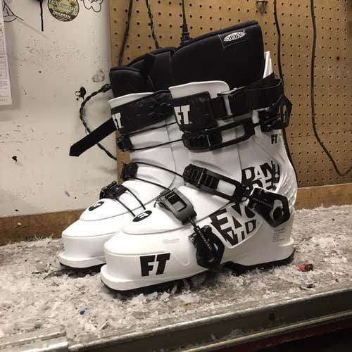 Men's Descendant 8 Ski Boots 95-115 Flex