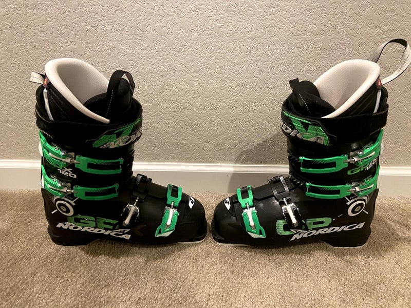 Men's Nordica All Mountain Ski Boots 120-130 Flex