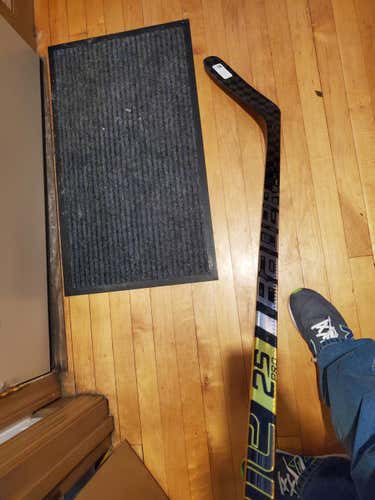 New Senior Bauer Left Handed Supreme 2S Pro Hockey Stick Mid