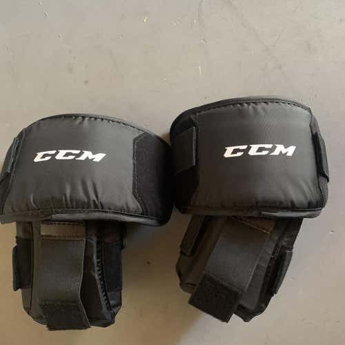 New CCM Premier knee guards senior