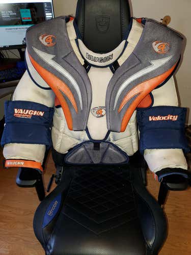Senior Large Vaughn V4 7600 Goalie Chest Protector