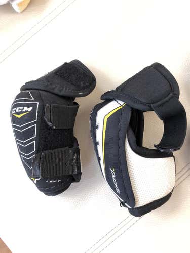 Junior Medium CCM Elbow Pads