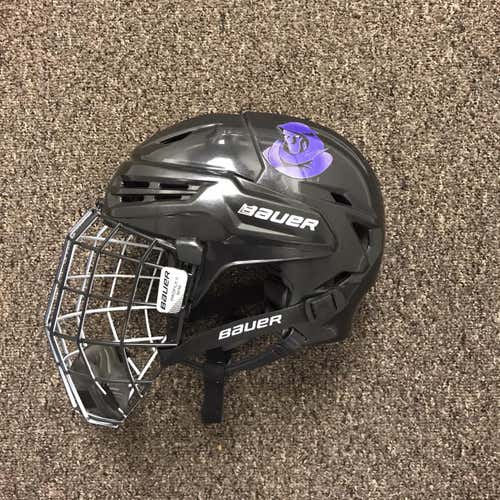 Black Bauer Re-Akt 95 Pro Stock Helmet, Size: Medium, with Cage