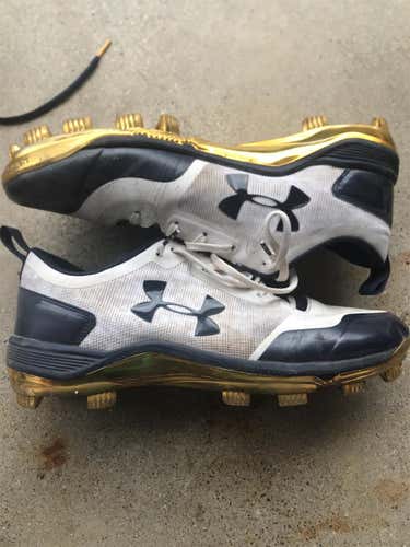 Notre Dame Men's Molded Cleats Under Armour