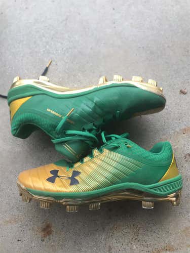 Brand New Notre Dame Men's Molded Cleats Under Armour