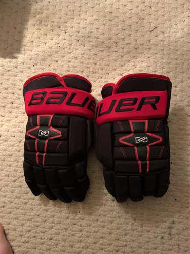 Black/red Senior Bauer Nexus freeze 15"  Gloves