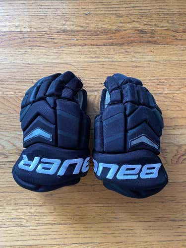 Black Junior Bauer Supreme One.6 Gloves 11"