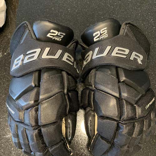 Black Senior Bauer 2S PRO 15"  Gloves