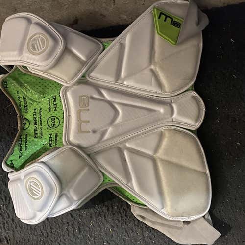 Large Maverik M4 Shoulder Pads