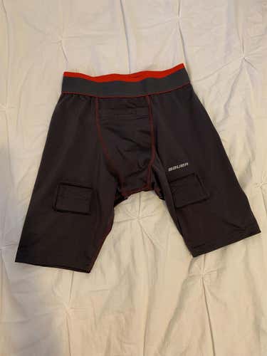 Boys Large Bauer Compression Cup Short With Sock Tabs