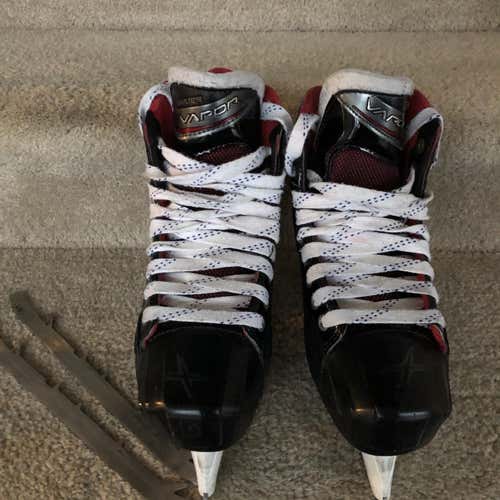 Senior Bauer D&R (Regular) Size 7.5 Hockey Goalie Skates