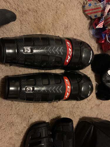 Senior CCM RBZ  Shin Pads